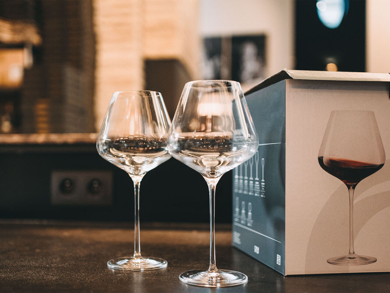 Conseils pour prévenir la corrosion du verre : achetez des verres de haute qualité et utilisez un lave verre professionnel Verres neufs et de haute qualité comme protection contre la corrosion du verre. Utilisez un lave verre professionnel