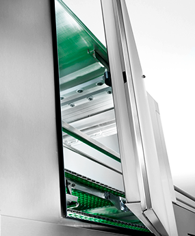 Hygiene door on Winterhalter STF flight-type glasswasher Hygiene door on Winterhalter STF flight-type glasswasher